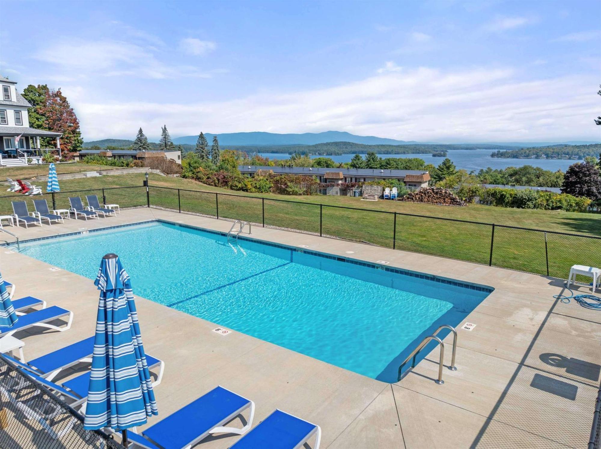 Grand View Resort Weirs Beach Exteriör bild