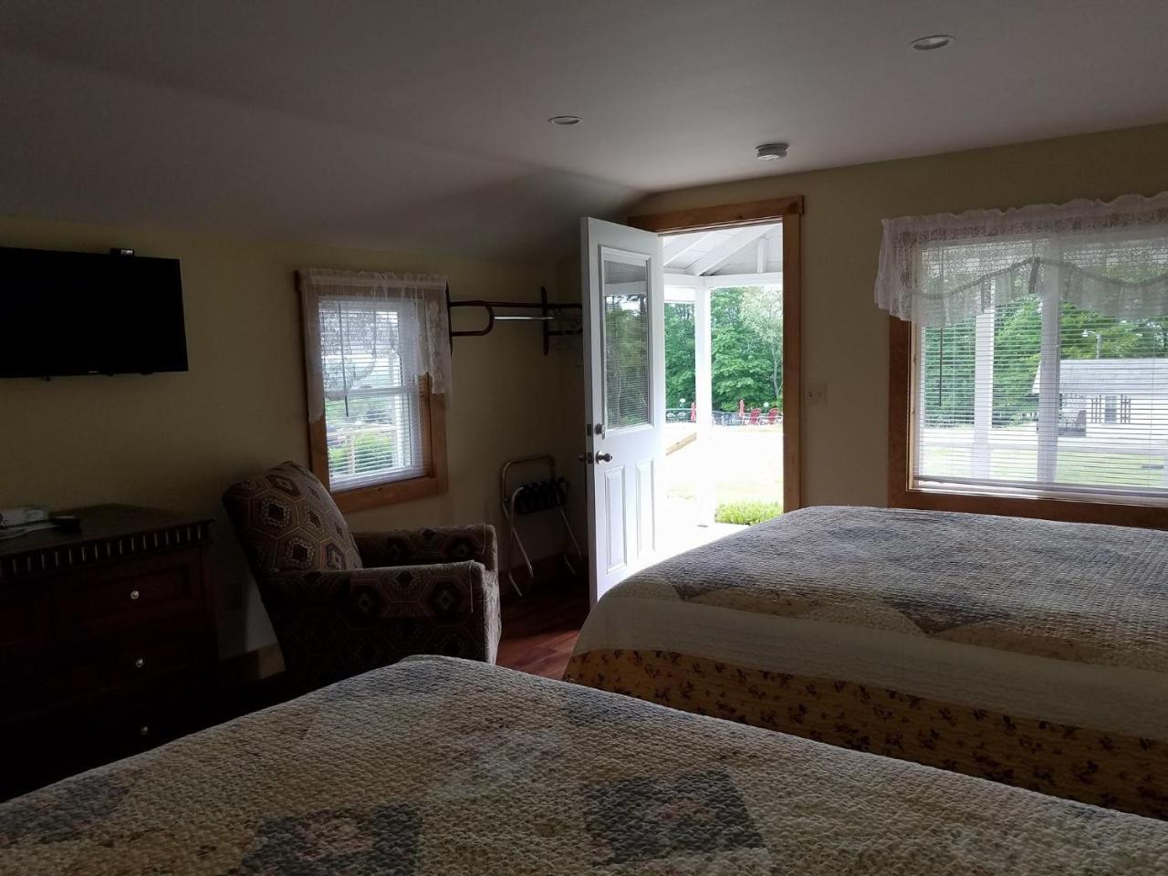 Grand View Resort Weirs Beach Exteriör bild